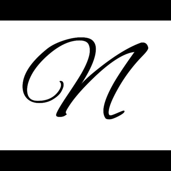 Meet your Posher, Natasha - Picture 1 of 1